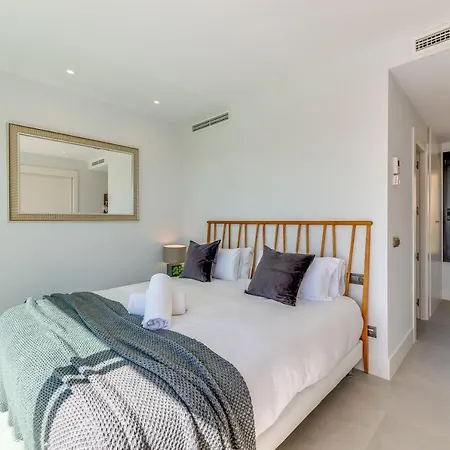 Vacation Marbella I De La Resina, Infinity Pool, Golf Community, Africa Views Estepona