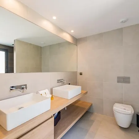 Vacation Marbella I De La Resina, Infinity Pool, Golf Community, Africa Views Estepona