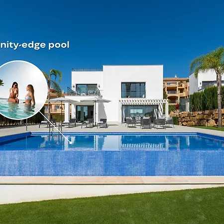 Vacation Marbella I De La Resina, Infinity Pool, Golf Community, Africa Views * Estepona