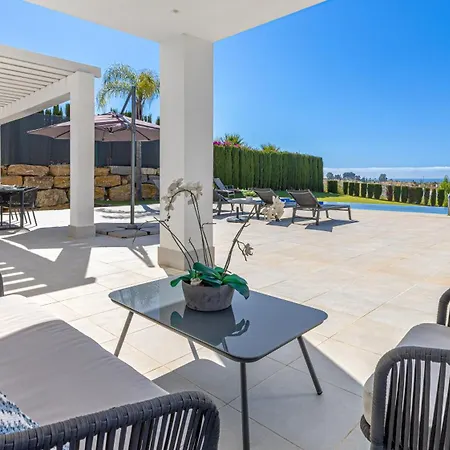 Vacation Marbella I De La Resina, Infinity Pool, Golf Community, Africa Views 에스테포나